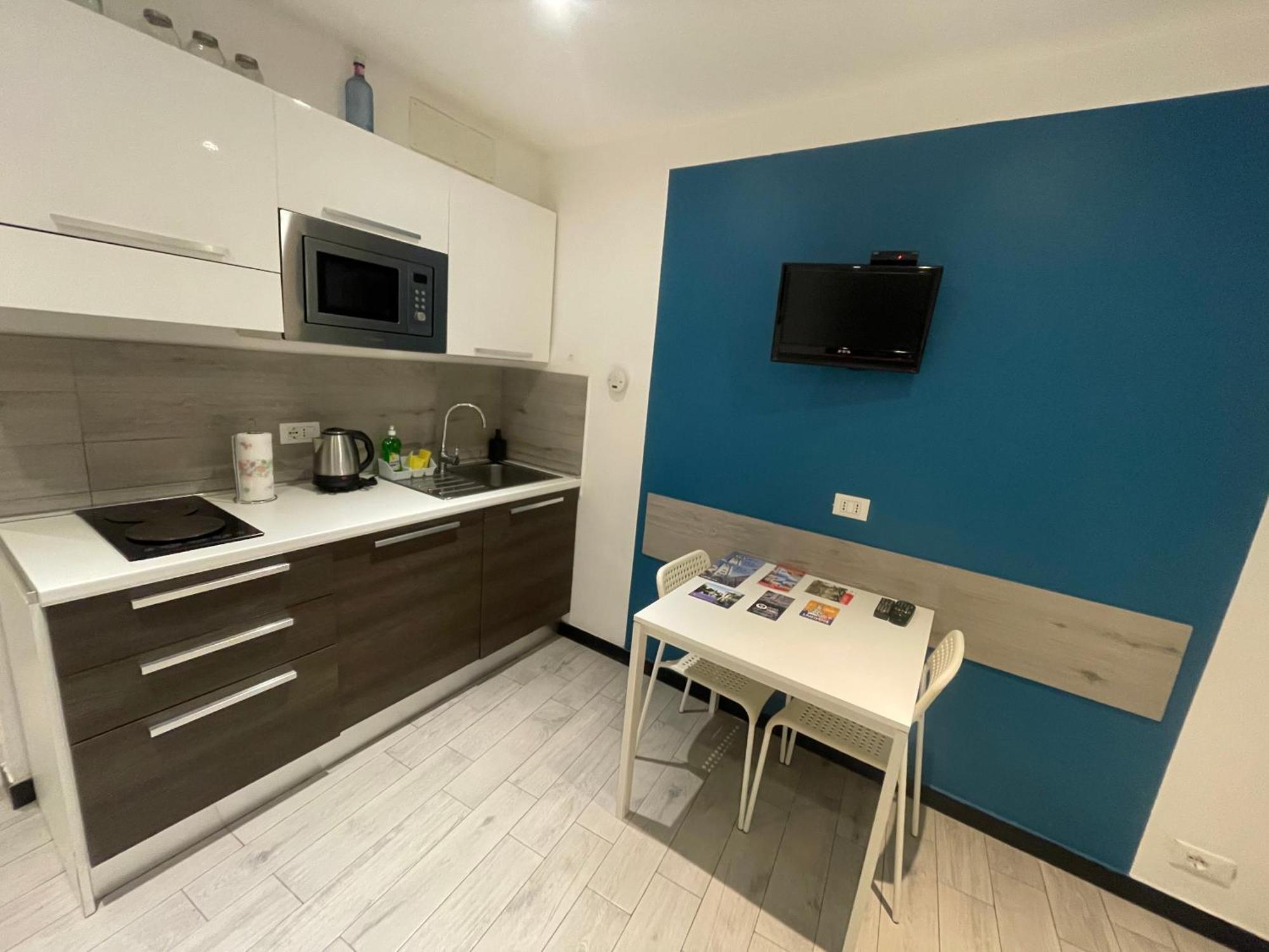 Center And Aquarium Apartamento Génova Exterior foto